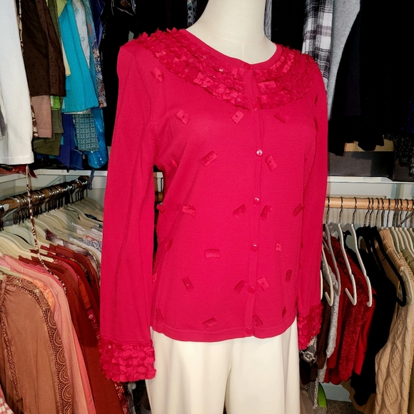 ANN TRINITY ♡ Gorgeous Red Ribbon Sequin Embellished Bling Button Front Blouse M - Picture 4 of 17